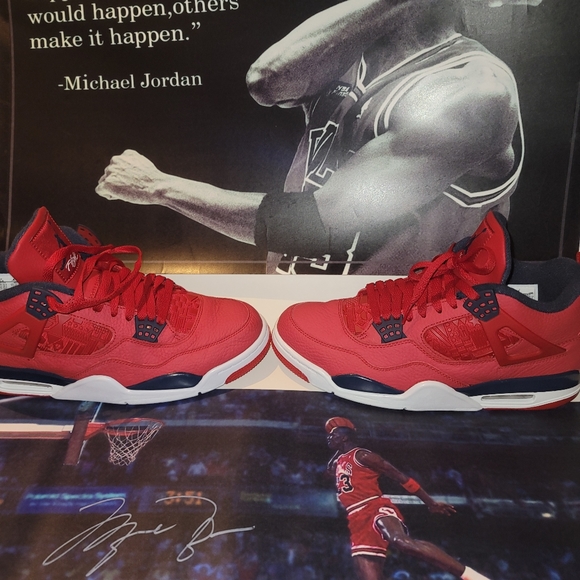 - Jordan retro 4 SE - Picture 11 of 11